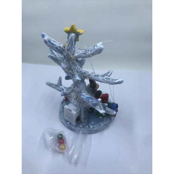 Charlie Brown-Peanuts Christmas Tree Illuminated Christmas Decoration. 6” . Read - Picture 11 of 12